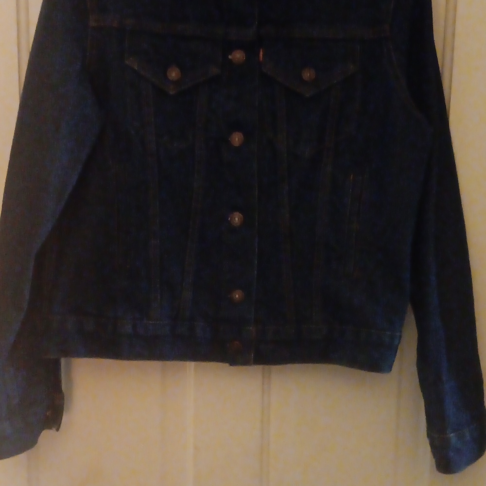 Women's Levi Jean jacket.